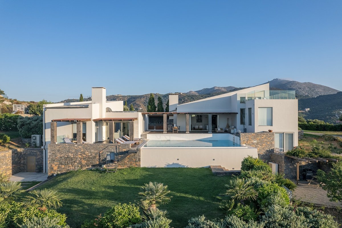 Villa Dei Sogni, for the Design Lovers gallery image 5