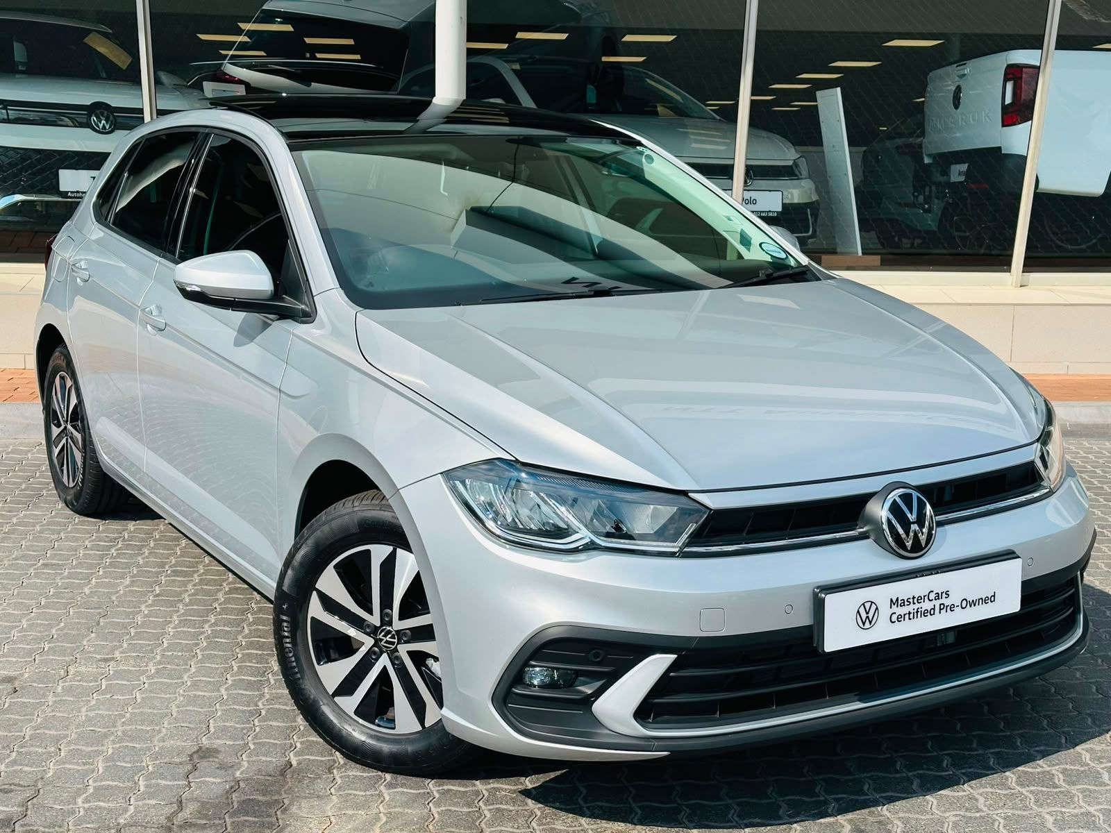 VOLKSWAGEN POLO 1.0 TSI LIFE DSG for Sale in South Africa