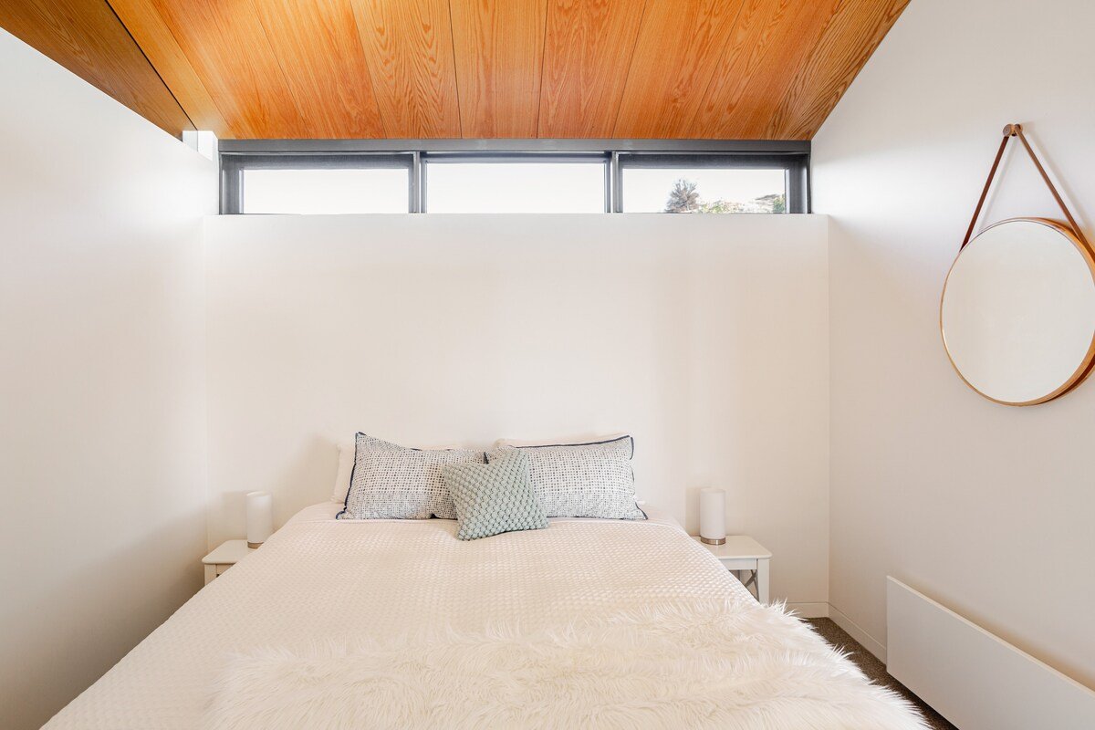 Hawk House by Sotheby’s Luxury Rental Homes gallery image 3