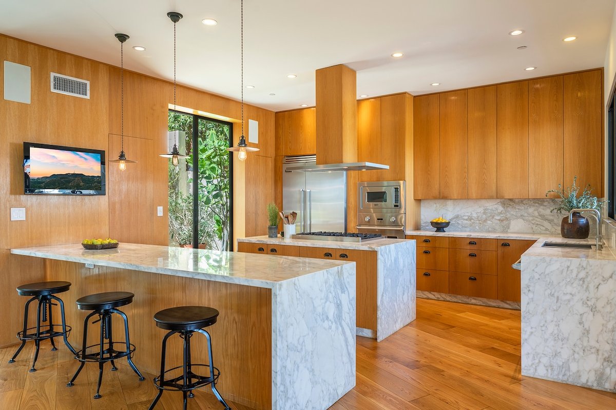 Top 5% Home. Luxe Oasis in Hollywood Hills w/ Pool gallery image 4