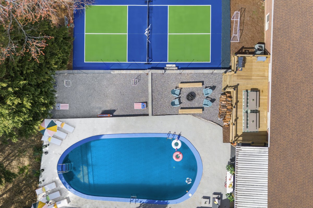 Heated Pool, Pickleball, Hot Tub, 10 mins to DT