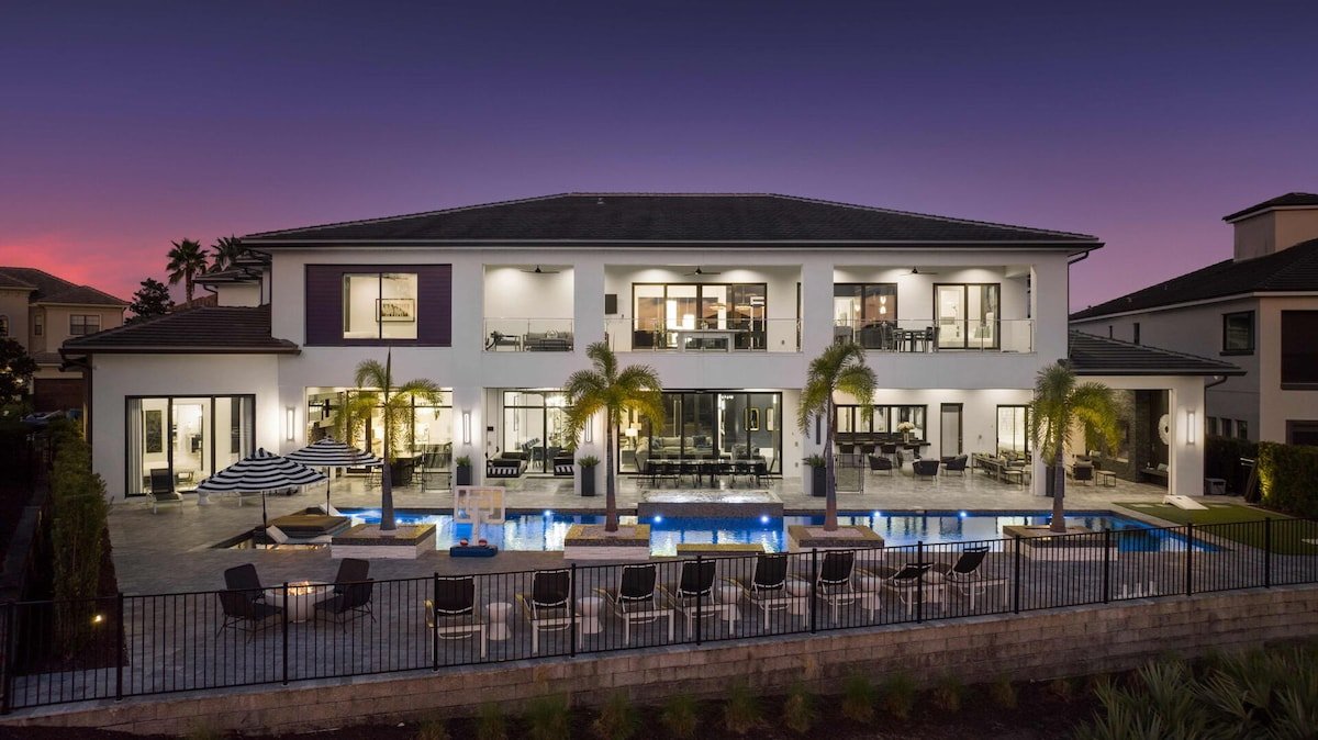 Legends Palazzo: Theater, Arcade, Theming, Golf