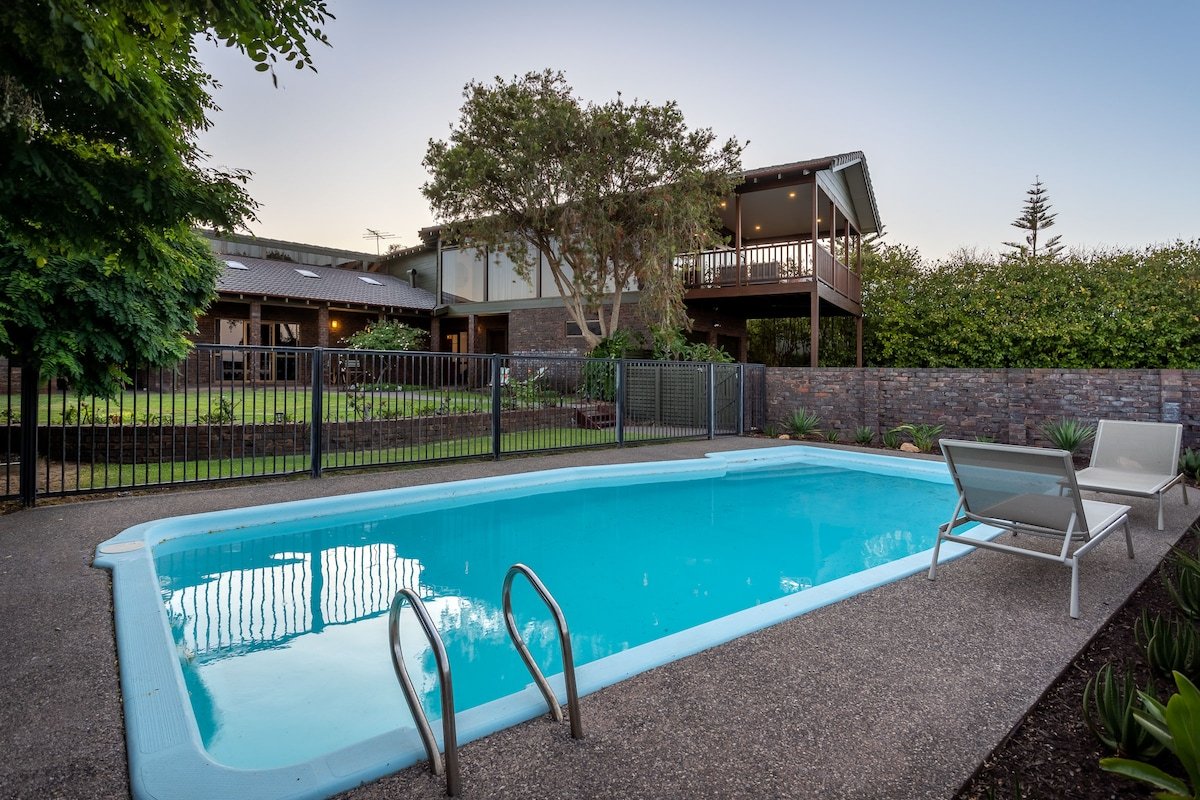 Summer of 81 I Private Properties gallery image 4