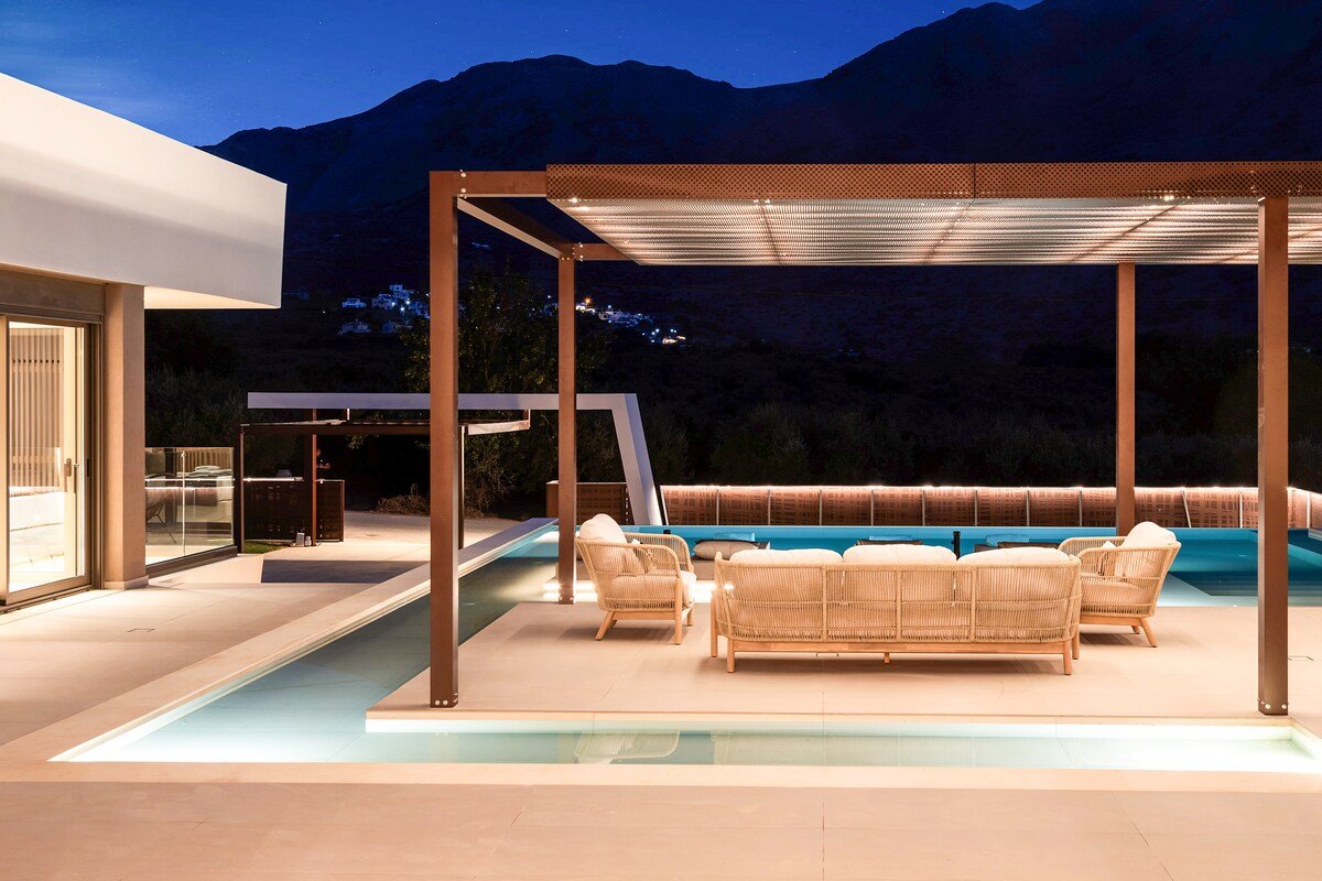 Villa EL gallery image 3