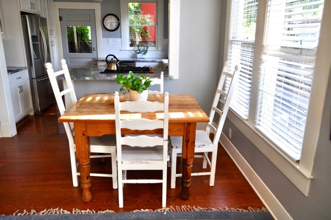 Heart of SoCo Luxury Bungalow! *LOCATION* gallery image 5