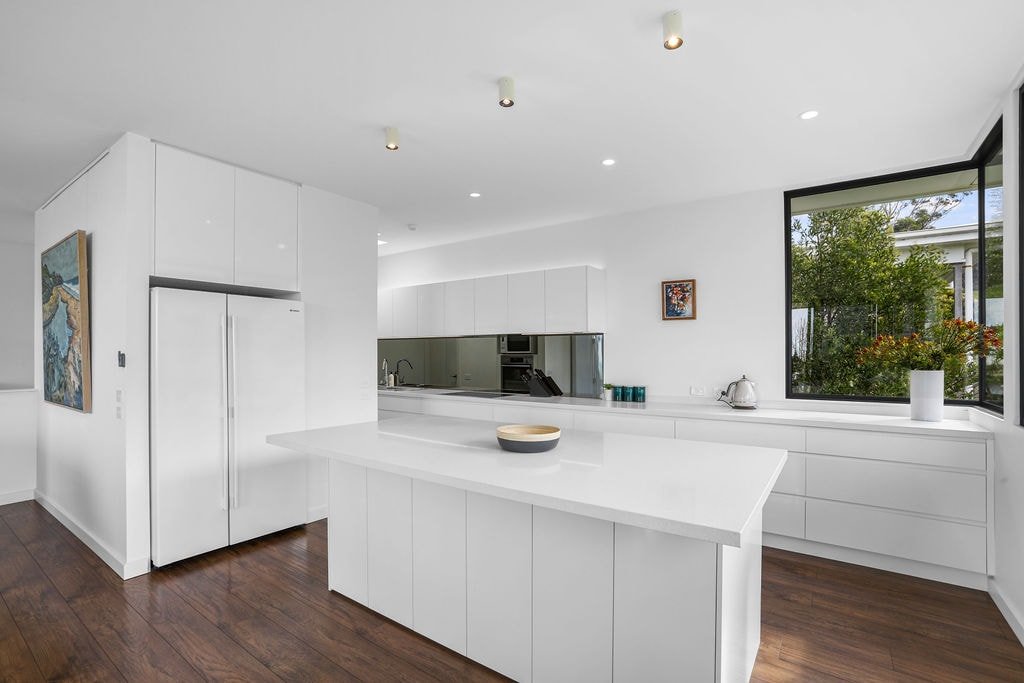 Sunrise Serenity – modern luxury gallery image 5