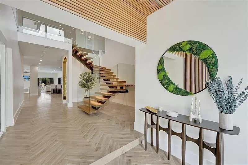 Modern Mansion on the Water! gallery image 4