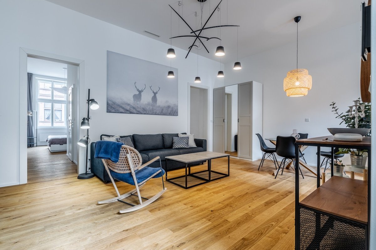 Elegant 2-bedroom apartment in the Prague centre gallery image 3