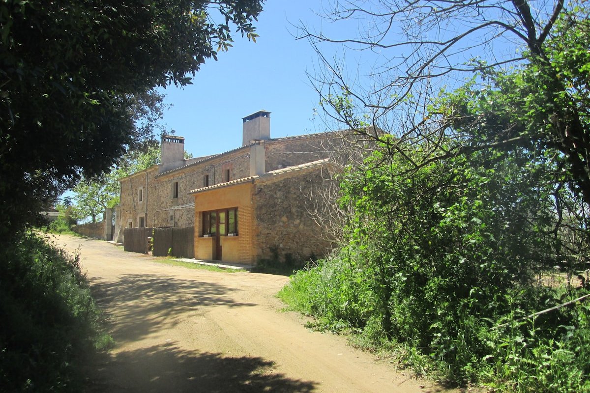 Amplia masia cerca del mar gallery image 2