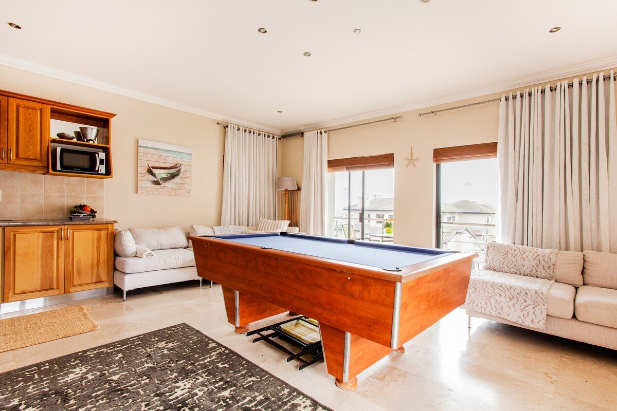 Waters Villa gallery image 5