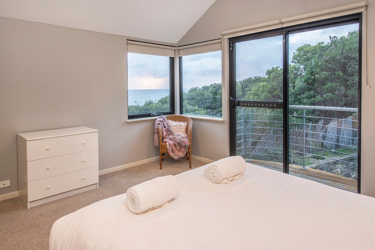 Top of the Hill gallery image 5