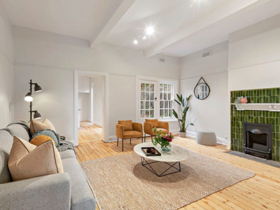 Beachside new heritage home!