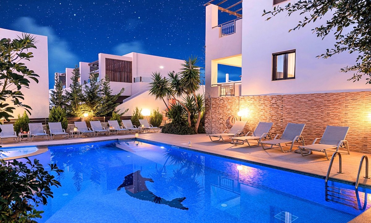 Aazure Villa Beachside 28 guests gallery image 2