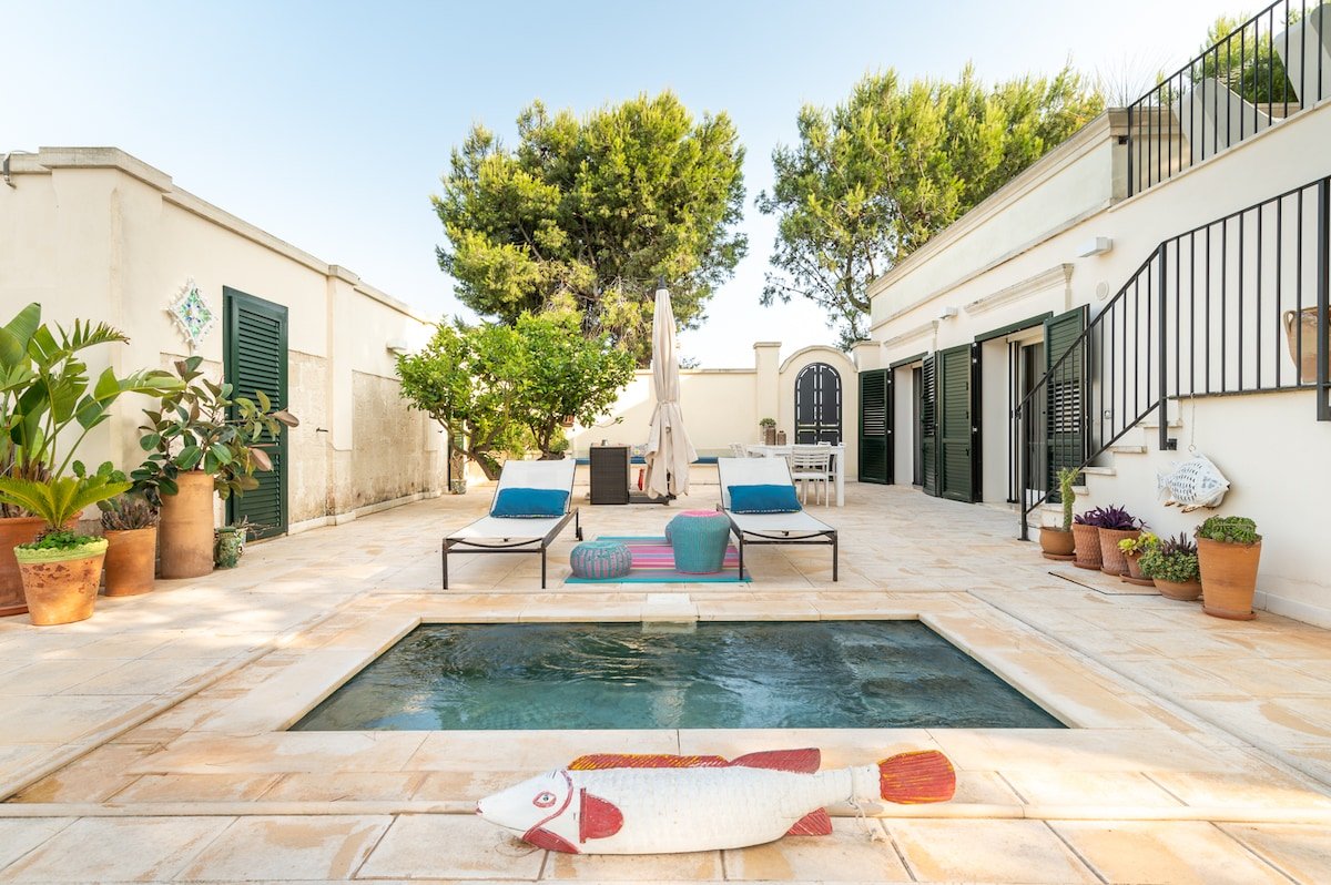 salento villa immersa nel parco vista mare gallery image 2