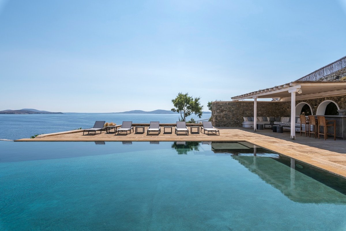 Luxury Villa Roshell |8 Bed | Amazing View gallery image 2