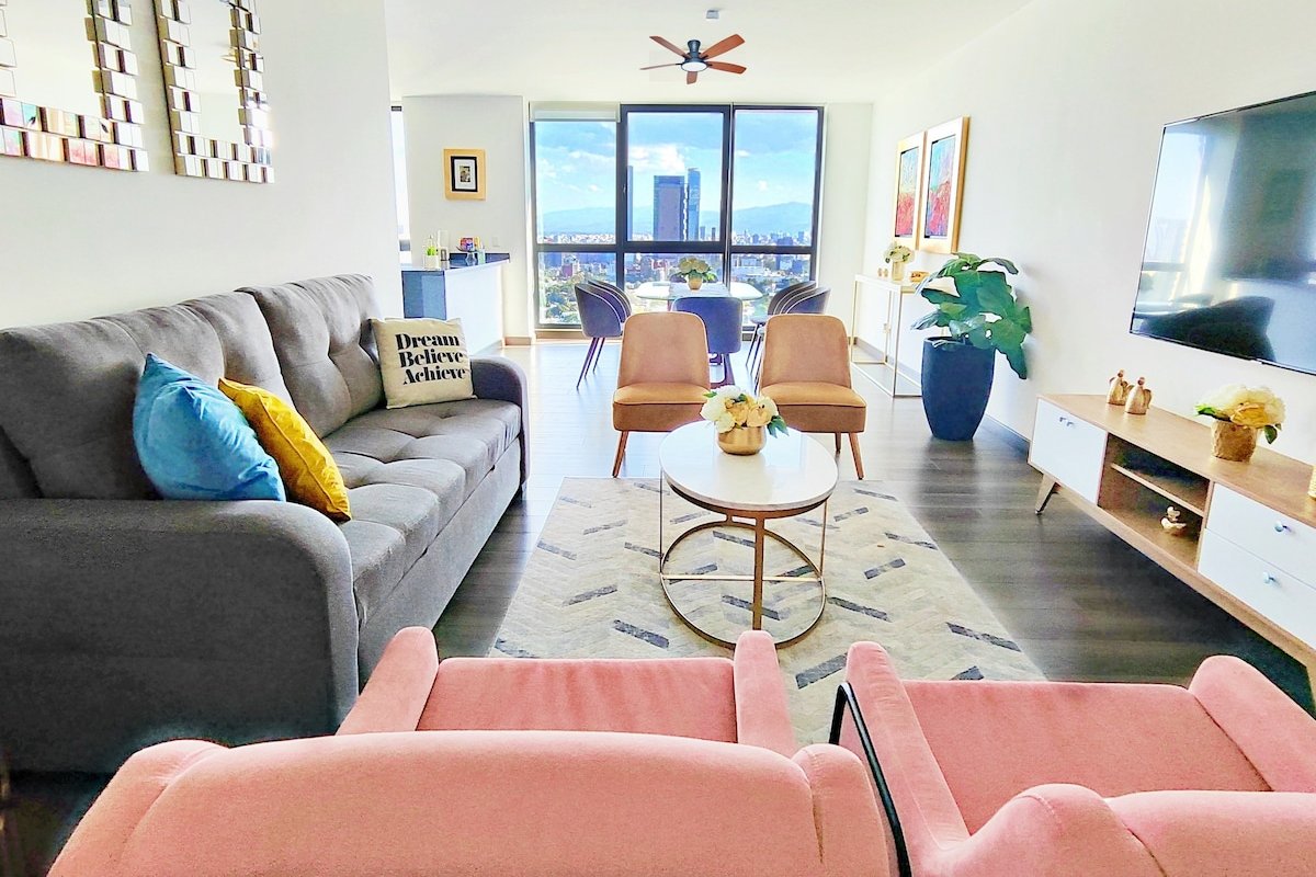 Luxurious & Amazing View+King Bed+Pool – 3 Br 2 Bt gallery image 2