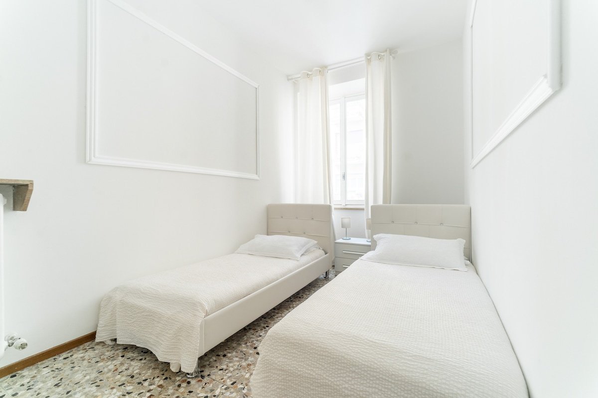 Spacious Apartment gallery image 5