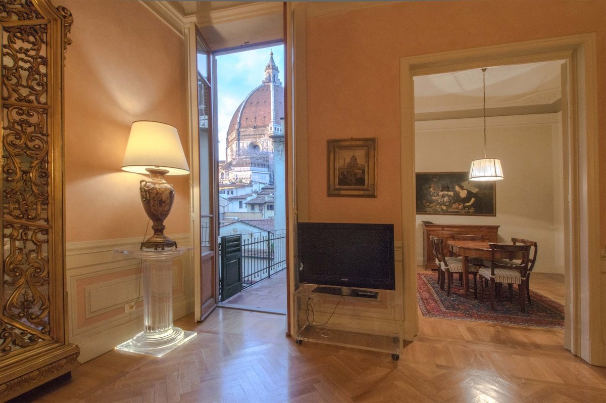 3 bedrooms luxury flat with TERRACE ON THE DUOMO gallery image 3