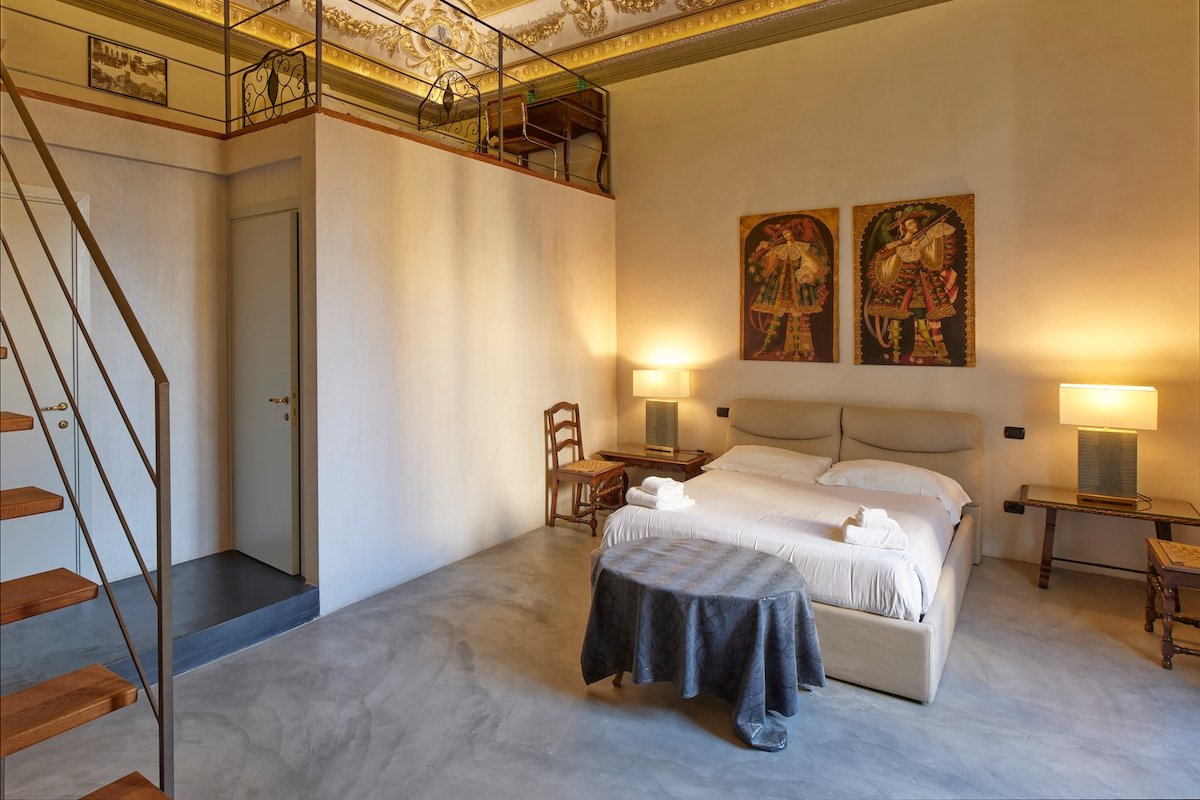 La Marmora, Historic Frescoed Home in Florence gallery image 2