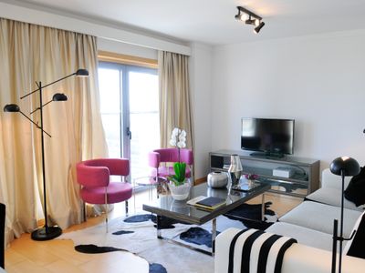 All services included! Apt 2-Bedroom river view