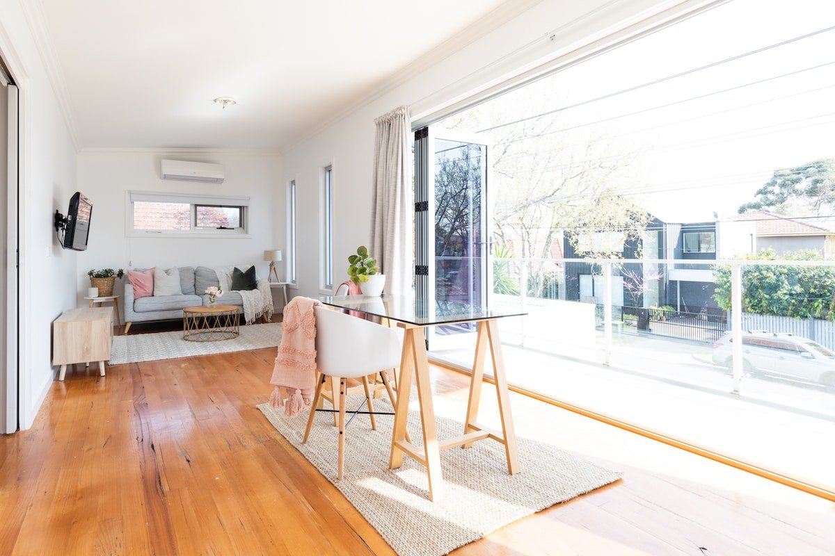 Elwood Star- Beachside Retreat gallery image 2