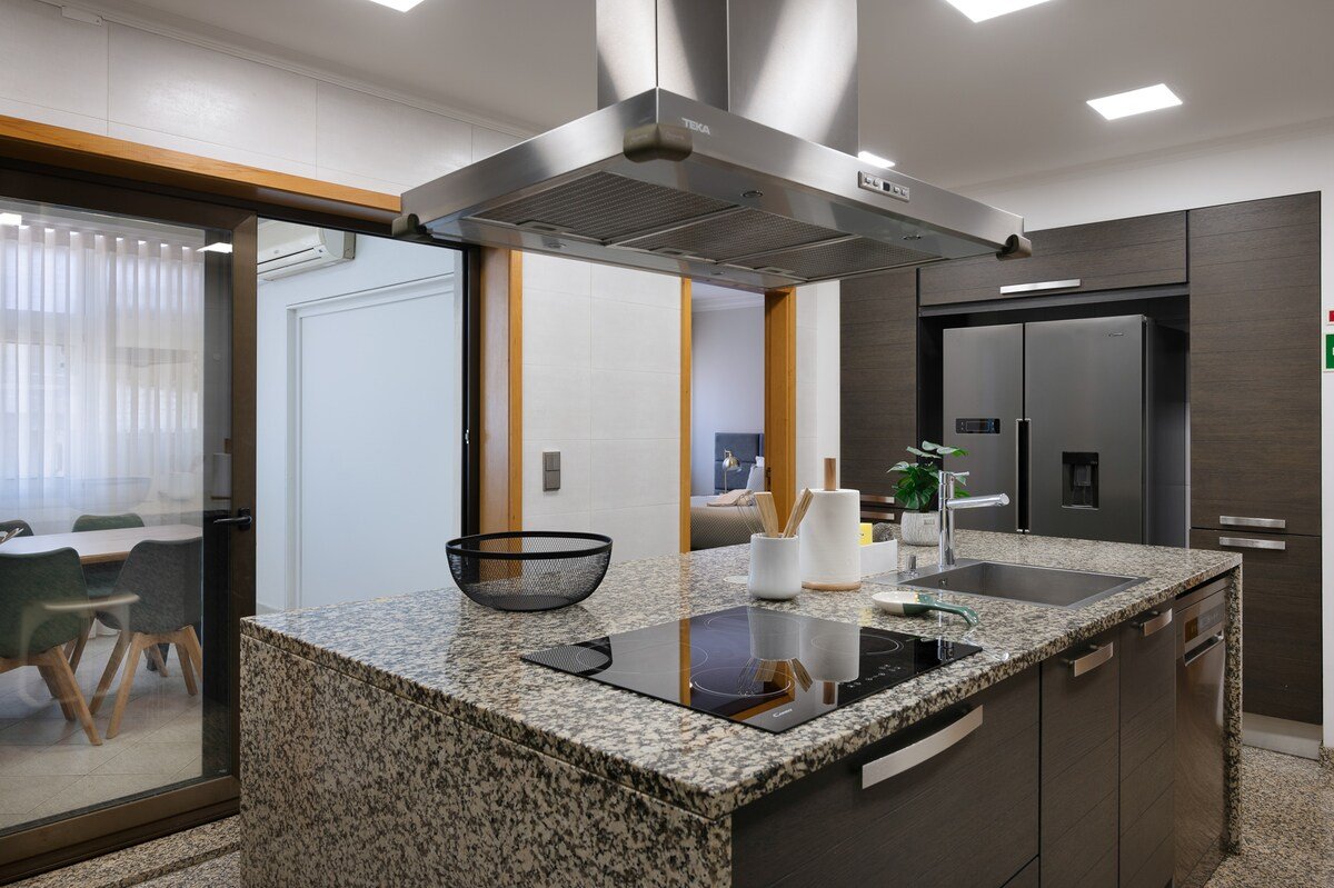 Home Essences – 4BR/ AC/2 Garage gallery image 4