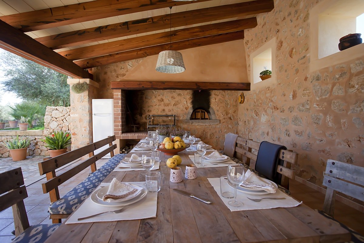 New Finca with a touch of Majorcan style gallery image 4