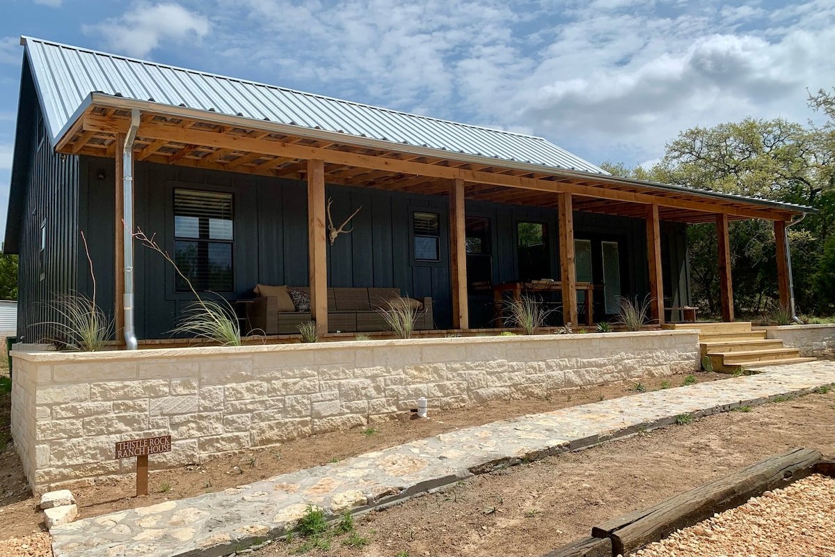 Thistle Rock Ranch Compound: Two 3 Bedroom Houses gallery image 2