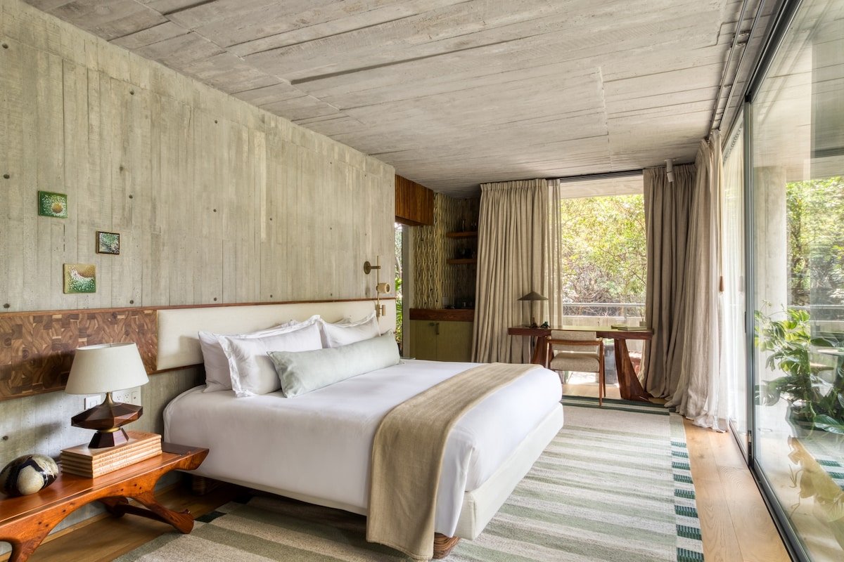 2BR Perfect Location Designer’s Luxury gallery image 3