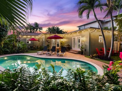 Coconut Cottage – Your Tropical City Escape