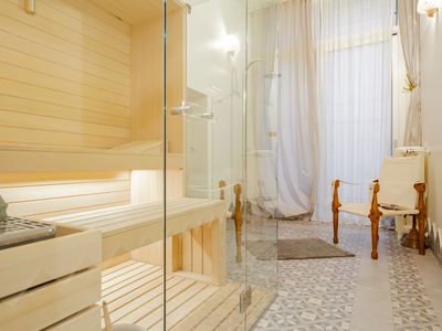 La Casa Colorata – 3 independent flats – 14 places