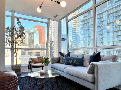 Central 2 Bedroom Condo near Shangri-la hotel