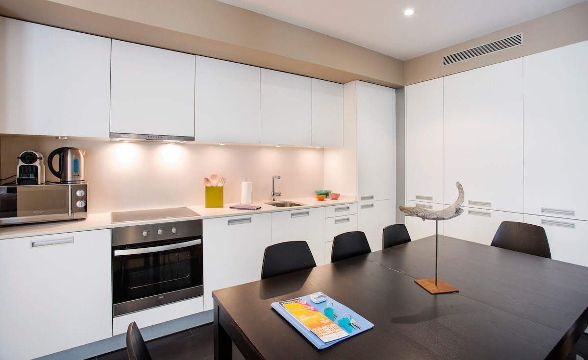 Durlet Beach 3 bedrooms flat front of the Beach gallery image 4