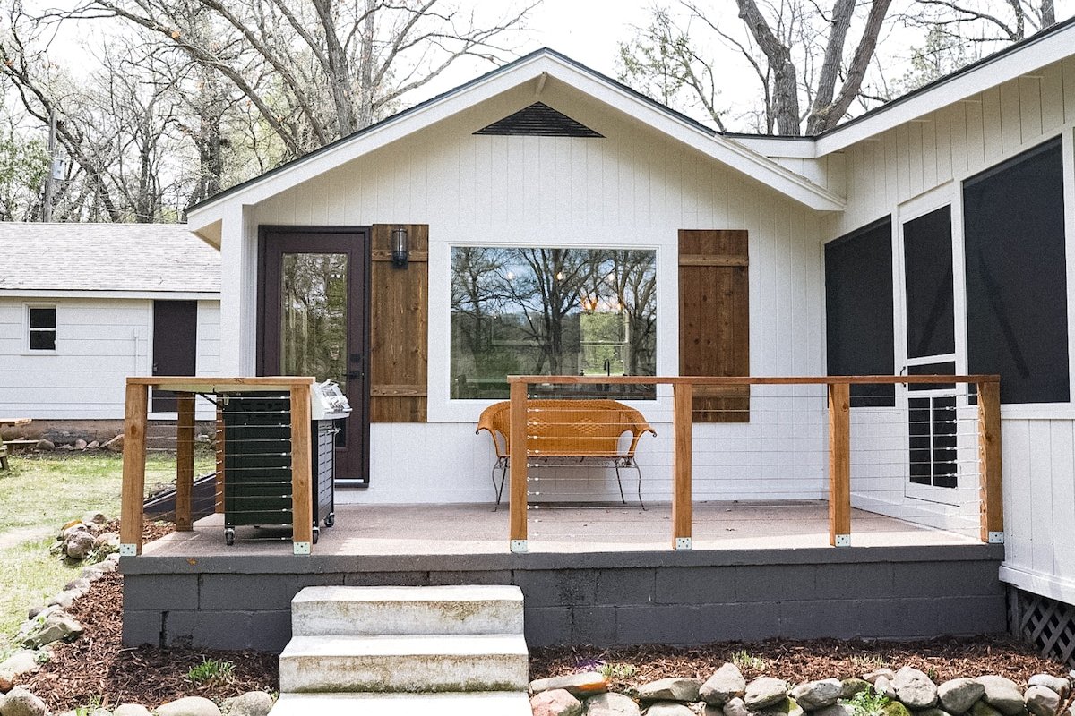 Wild Mountain Retreat gallery image 2