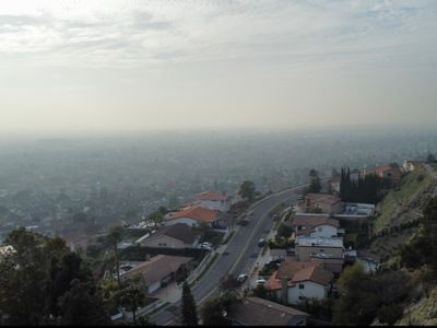 Media City Hillside House—4Bdrm, Pool, Spa & FIBER