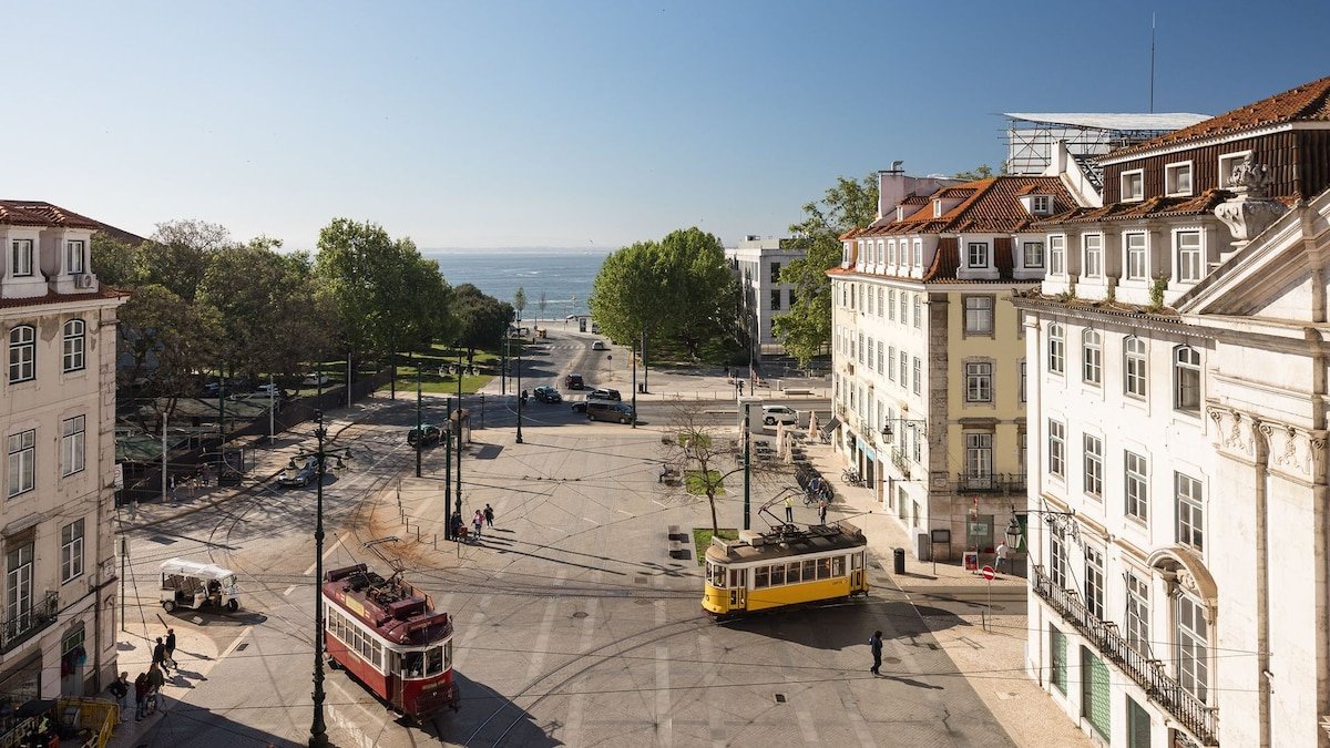 Ando Living – Corpo Santo House – 401 gallery image 4