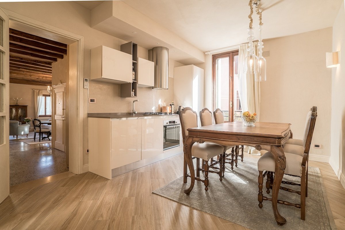 Casa Agostina: Feel the real atmosphere of Venice gallery image 5