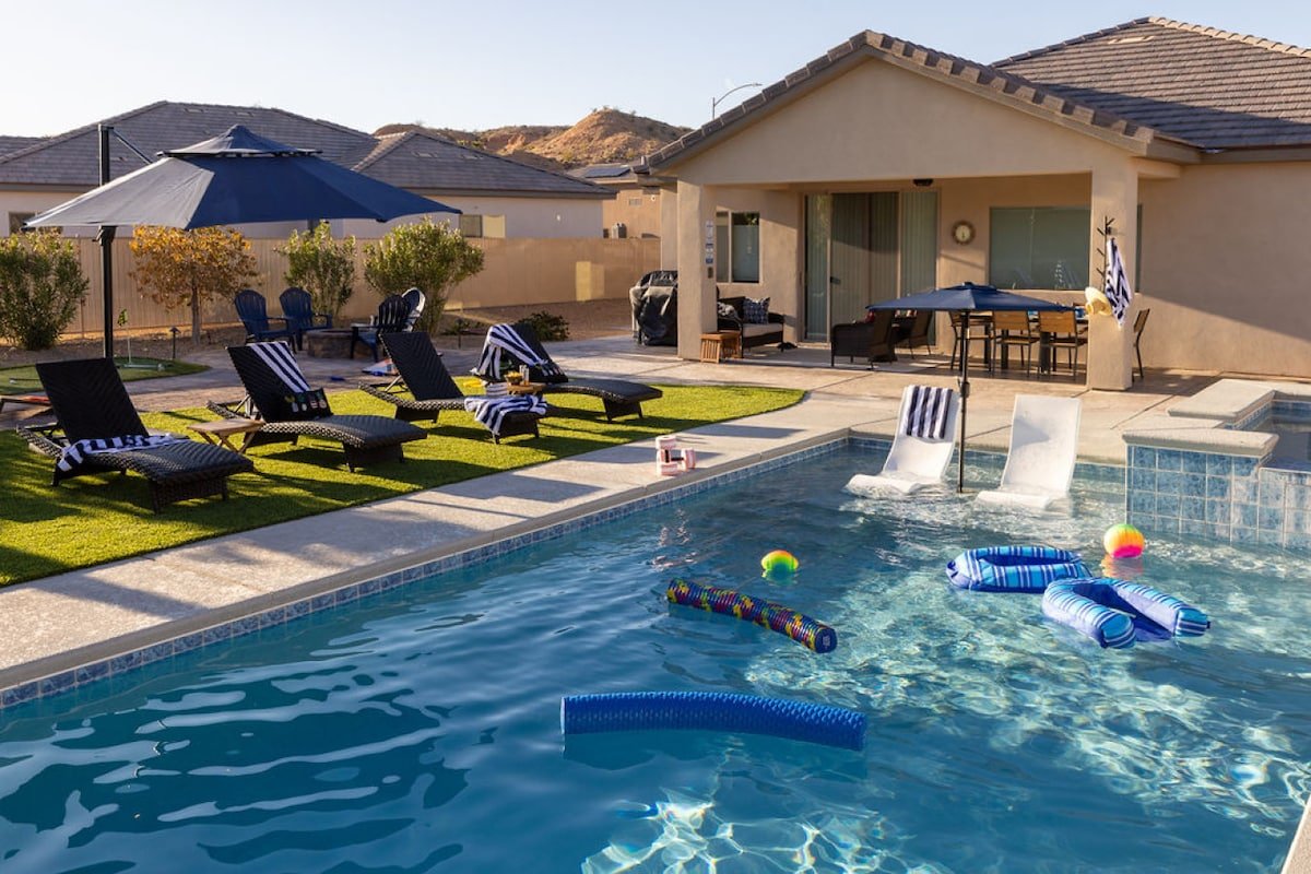 La Palmera by J & Amy B105512056 gallery image 2