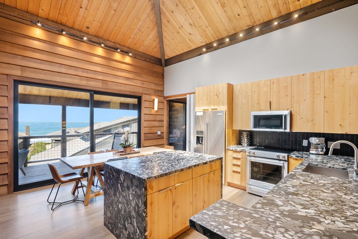 Oceanfront Retreat -Pajaro Dunes gallery image 4