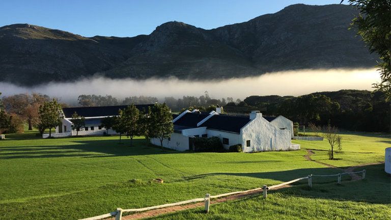 Stanford Valley Country Lodge photo