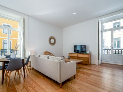 Arco Augusta A Amazing 2BED NEW APT@Praça Comercio