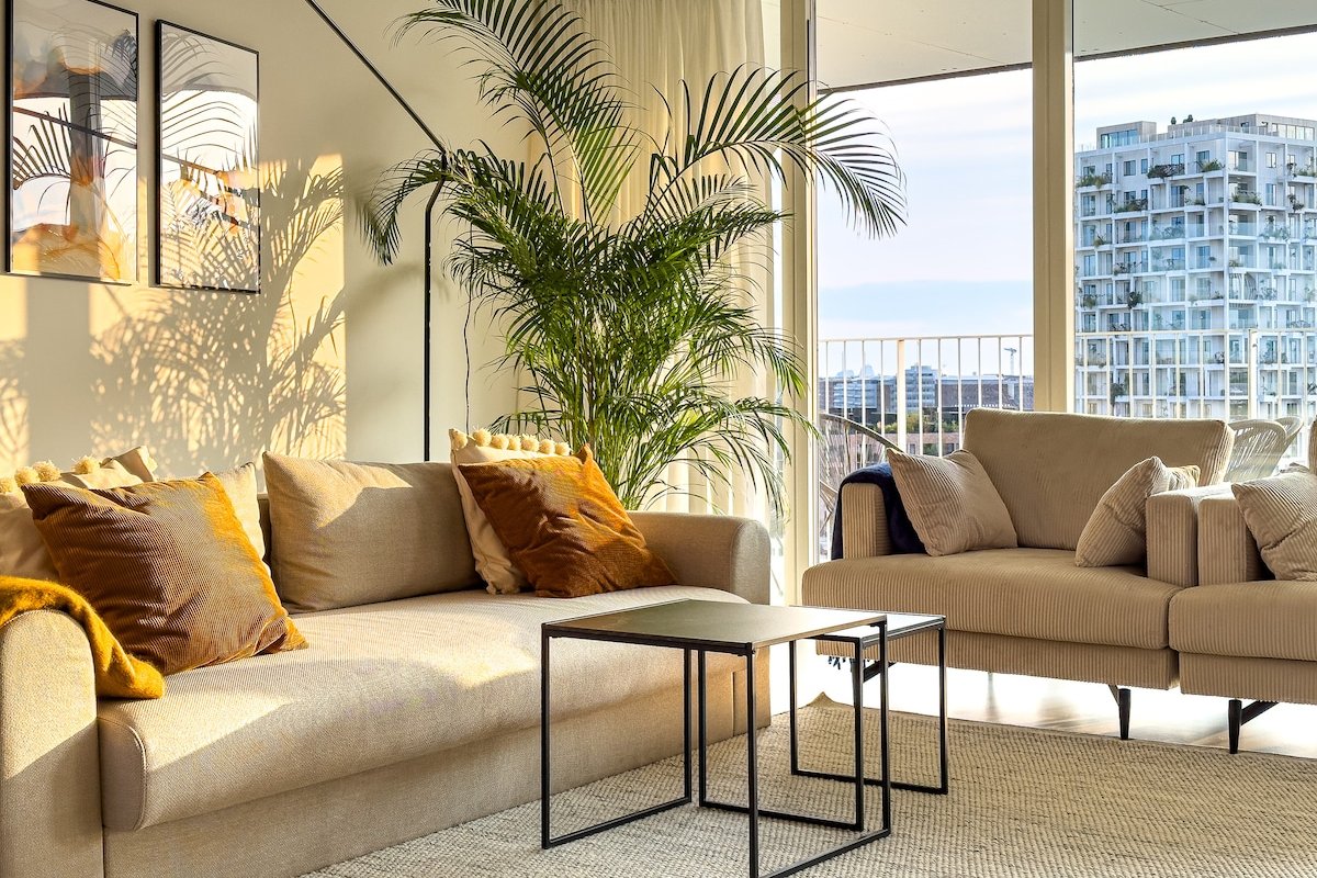 Exclusive Penthouse with Sunset Views gallery image 4