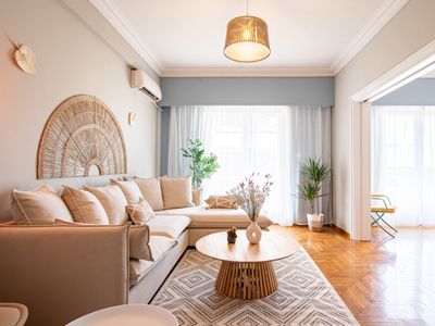 Plaka Historical center retreat