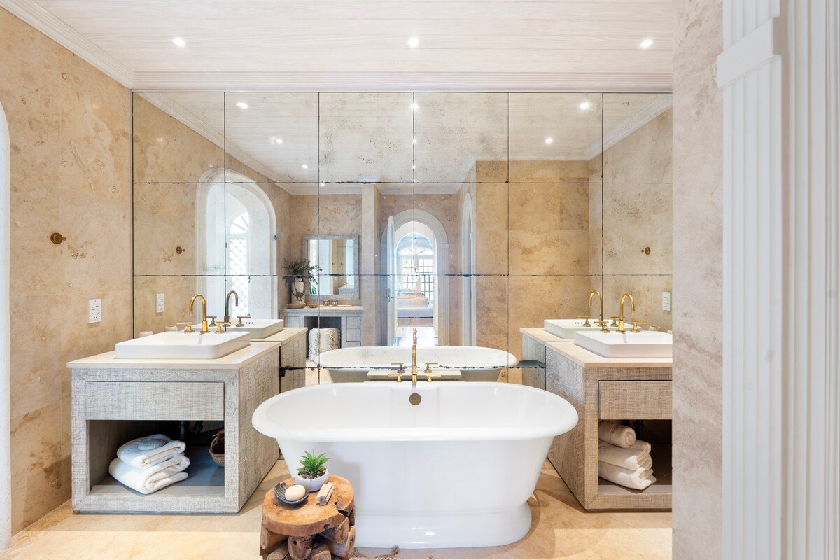 Sunset at Old Trees gallery image 5