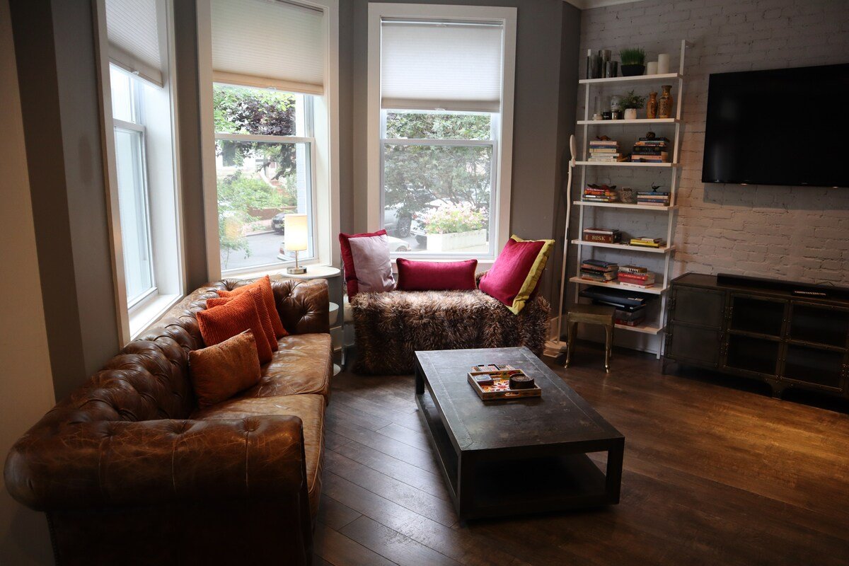 3Bed 2.5Bath Downtown DC’s Best Near Everything gallery image 3