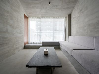 Modern Minimalist German Design/5 Minutes to Ximen