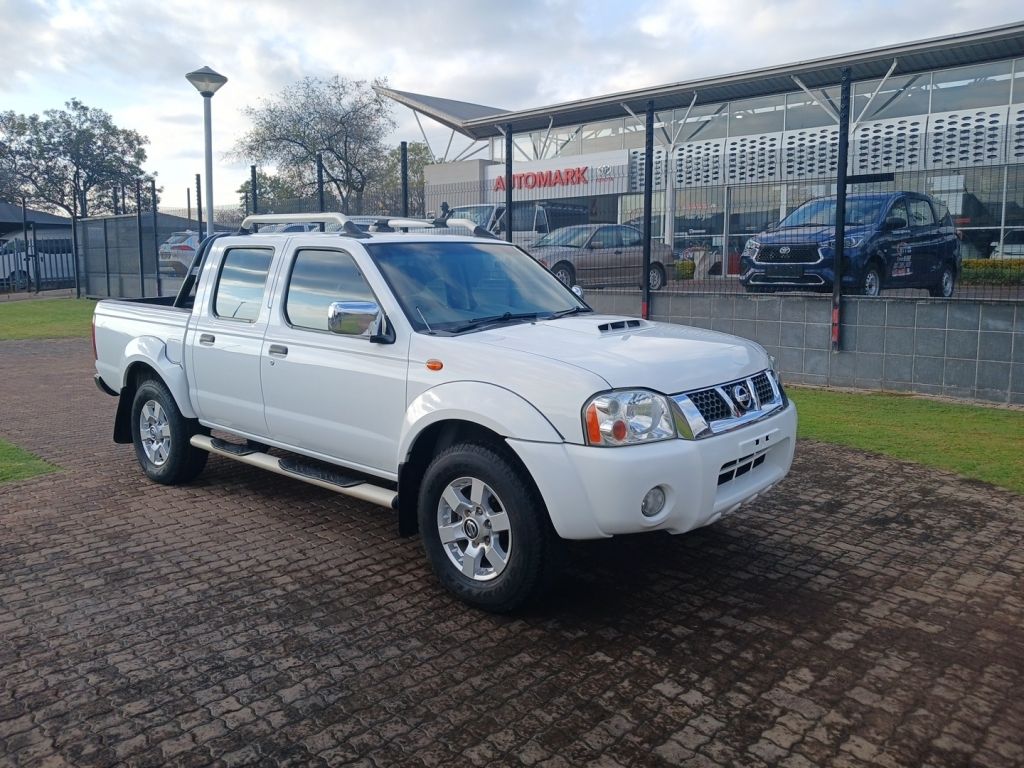 NISSAN HARDBODY NP300 2.5 TDi HI-RIDER  for Sale in South Africa