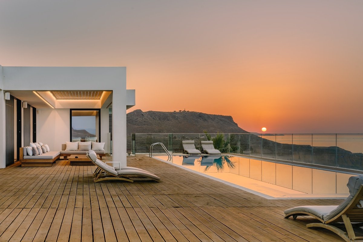 Unique Architecture, Sea view, 5* Luxury Amenities gallery image 2