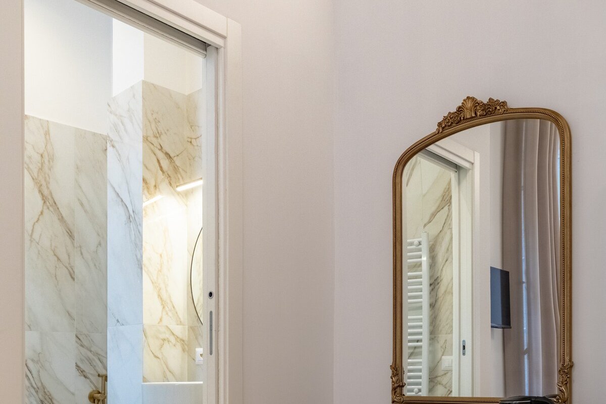 Amelie Suite Trevi gallery image 3