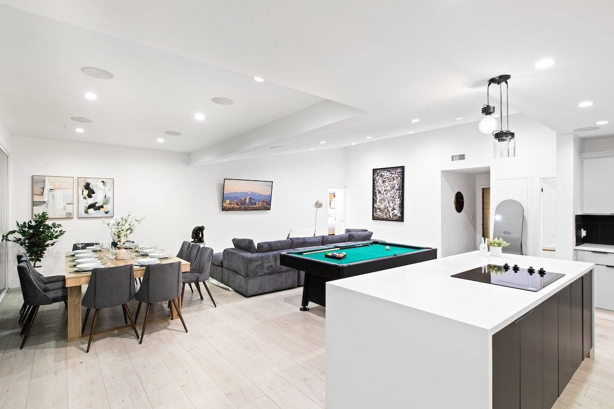 Los Angeles 4-BR Home | Pool | BBQ | Sleeps 10 gallery image 5